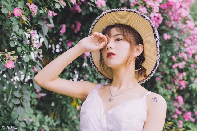 男子发现一颗千年灵芝,男子发现千年灵芝