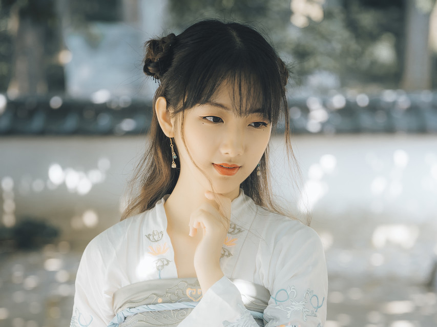 小说：几日她变了解了玄灵大陆，正巧水媚儿前来找麻烦