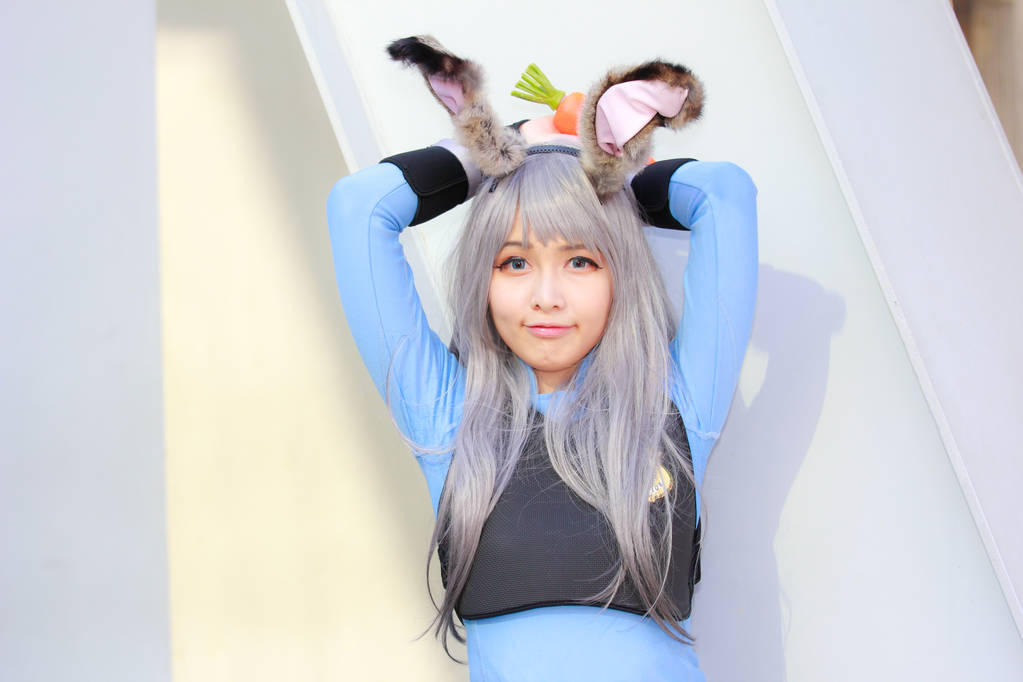 小说：大公会会长被小伙一剑秒杀，装备还被全爆掉，全服震惊了