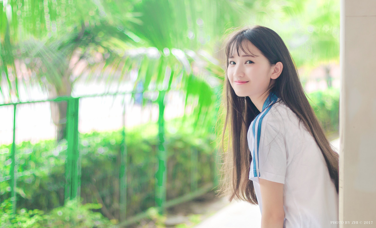 小说：喜欢穿男装的她，居然被评为校花榜第一名，她觉得够扯的