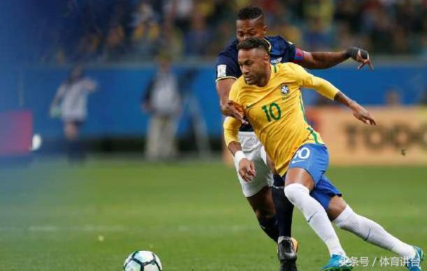 足球抽射实用技巧,足球抽射技巧