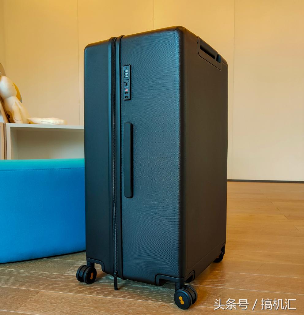 level8行李箱大旅行家,level8行李箱一千多的