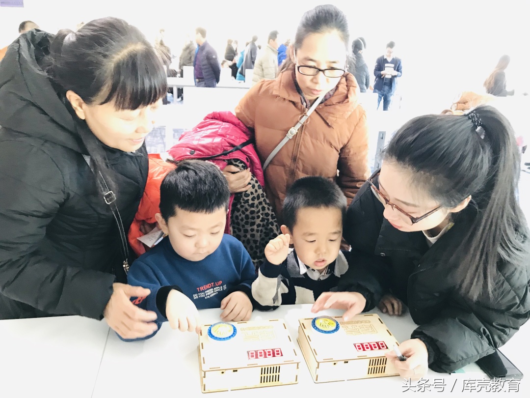 奇妙小镇嘉年华圣诞节,亲子嘉年华游乐场