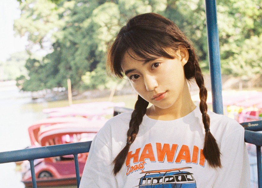 小说：他生怕他反悔，几秒钟就装好了玉塞，放在盒子里递给了他