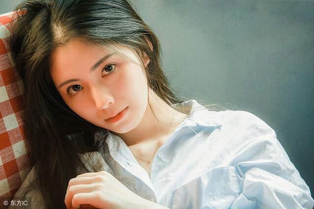 小说：她腹痛遇下雨，总裁匆匆赶到，一手抱住她，一手喂红糖姜水