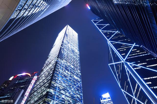 小说充满诱惑的环境,小说的诱惑