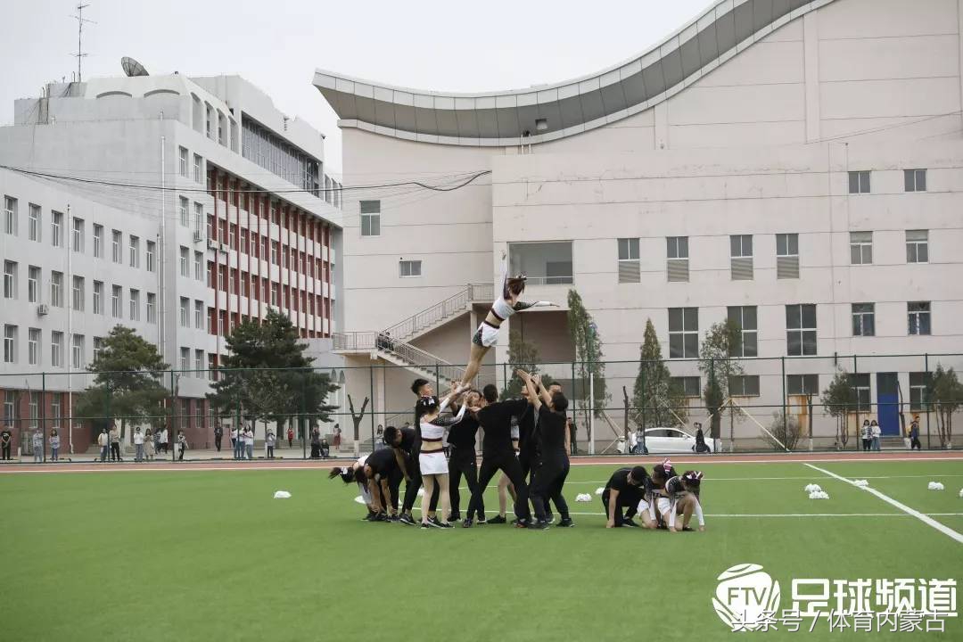 内蒙古第15届运动会足球分组,上午直播内蒙古民族小学足球赛