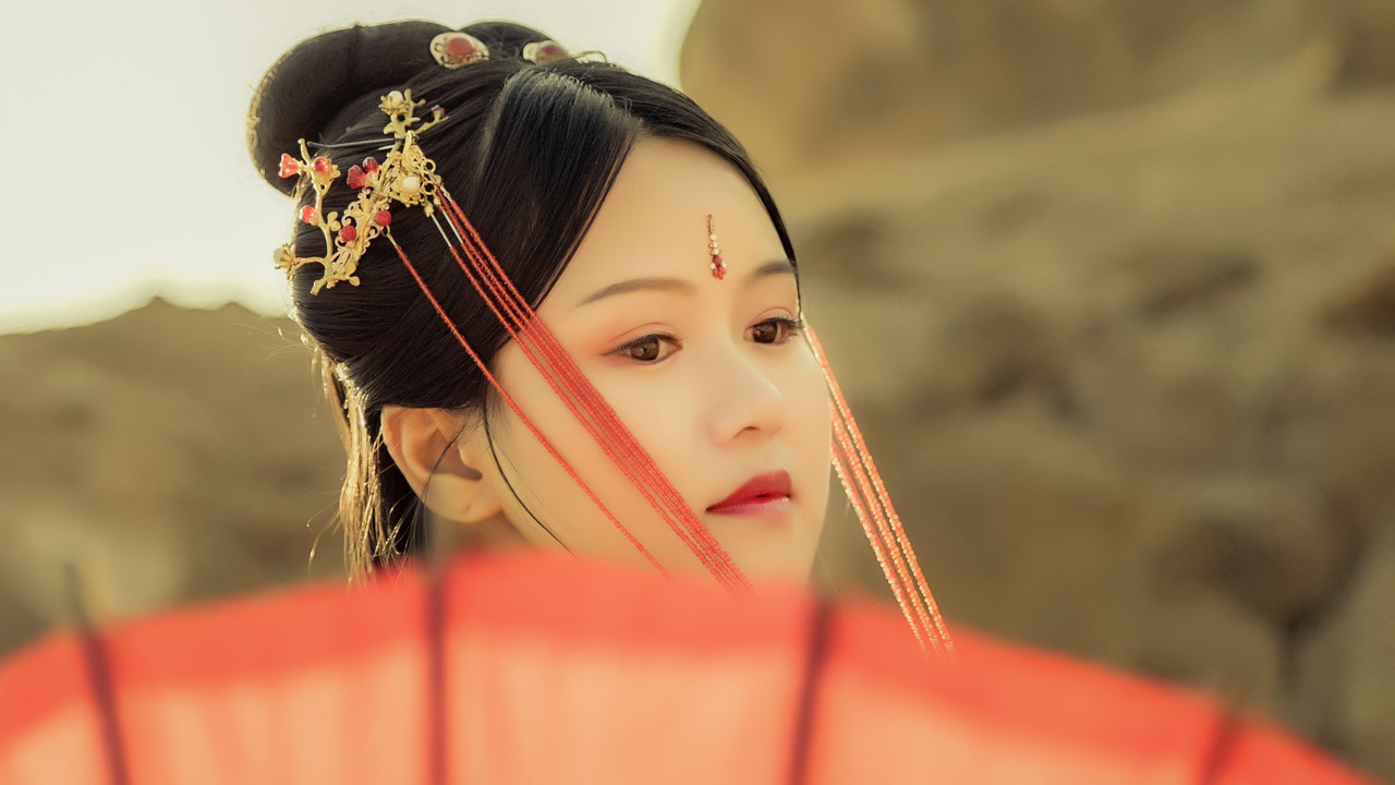 小说：*奴剑**参加宗门比试迟到遭众人讽刺，他如猛虎归山轻易夺冠