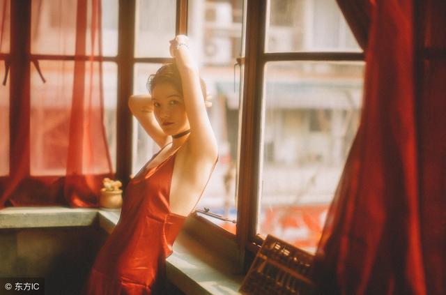 小说：蔬菜基地扩大到100亩，人手不够，姜海准备回家帮忙