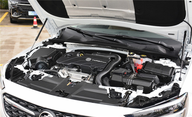 别克君威1.5t最便宜多少钱,君威1.5t配9at和君越1.5t配cvt怎么选