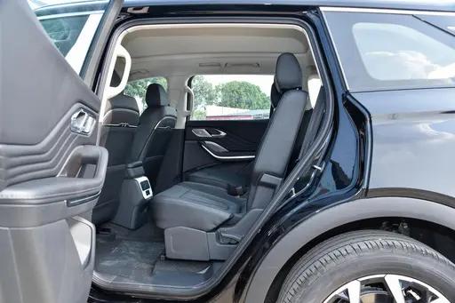 最新款红旗hs7suv,国产豪华中大型suv