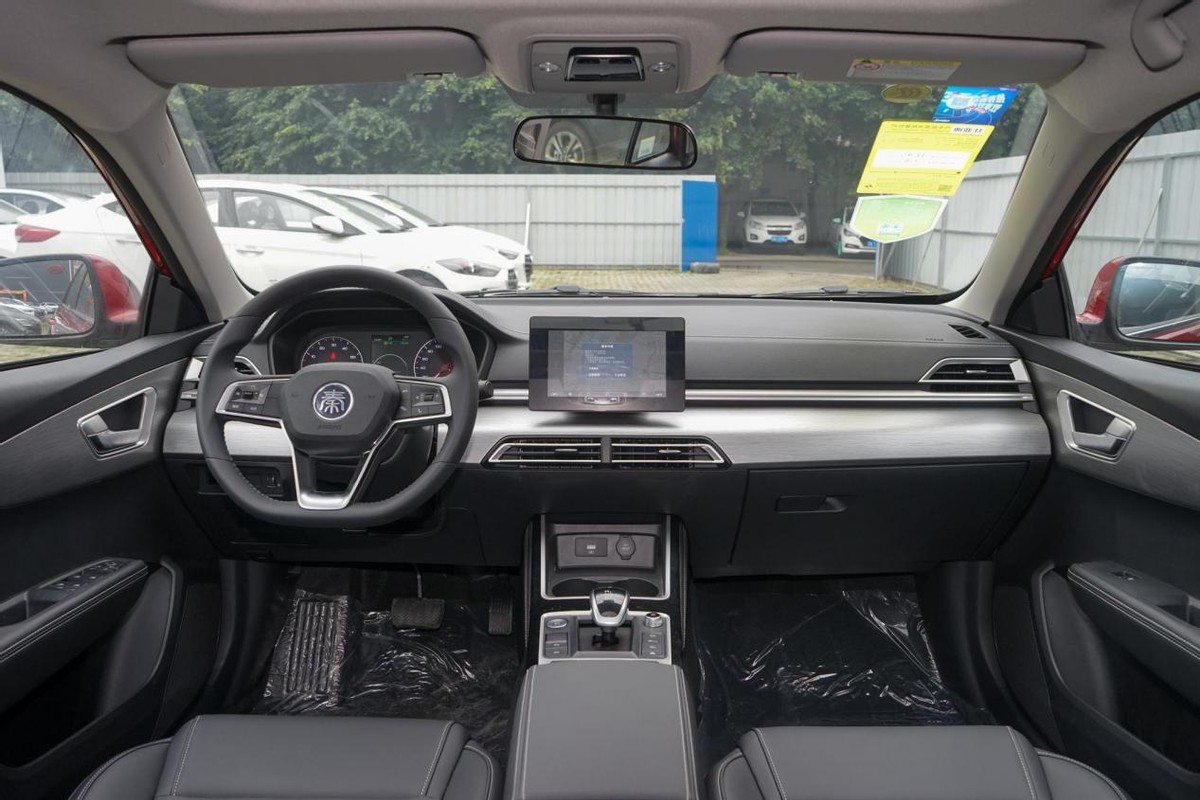 试驾比亚迪秦ev2024款,比亚迪秦ev纯电长测