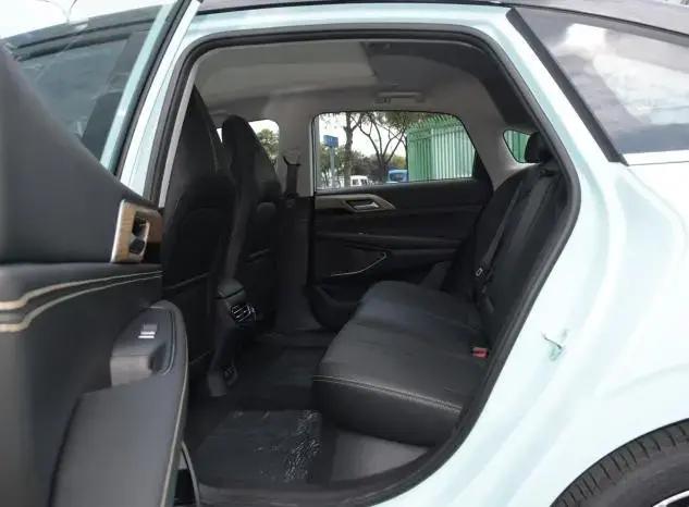 适合女生开的新能源微型车,适合女生开的新能源车微型车