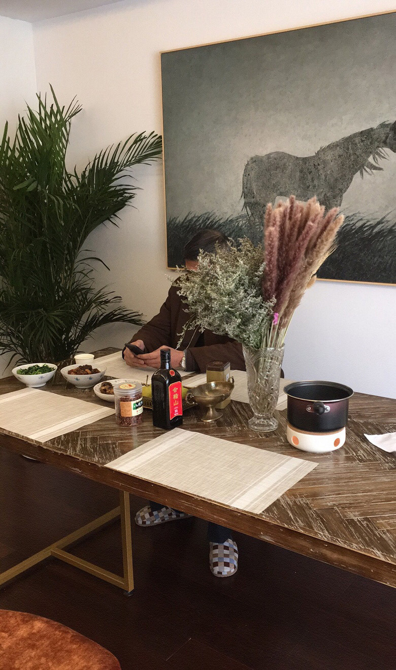 30岁女性独自装修,独居女孩的单身小屋布置设计