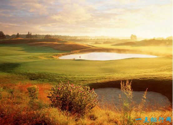 世界十大高尔夫度假胜地,世界最佳高尔夫球场图片