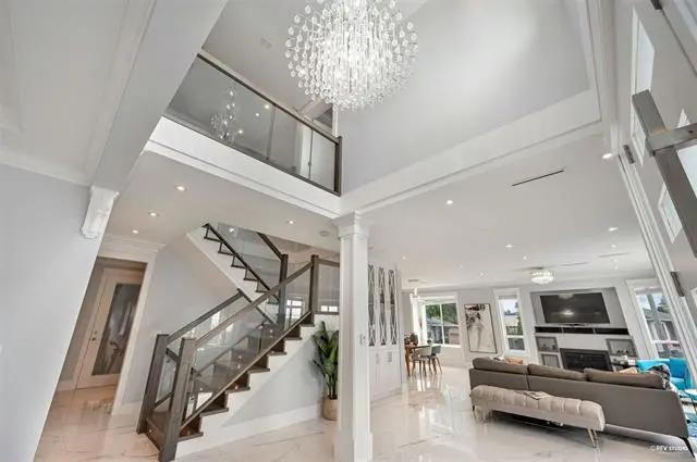 住在本拿比的理由，一个就够了