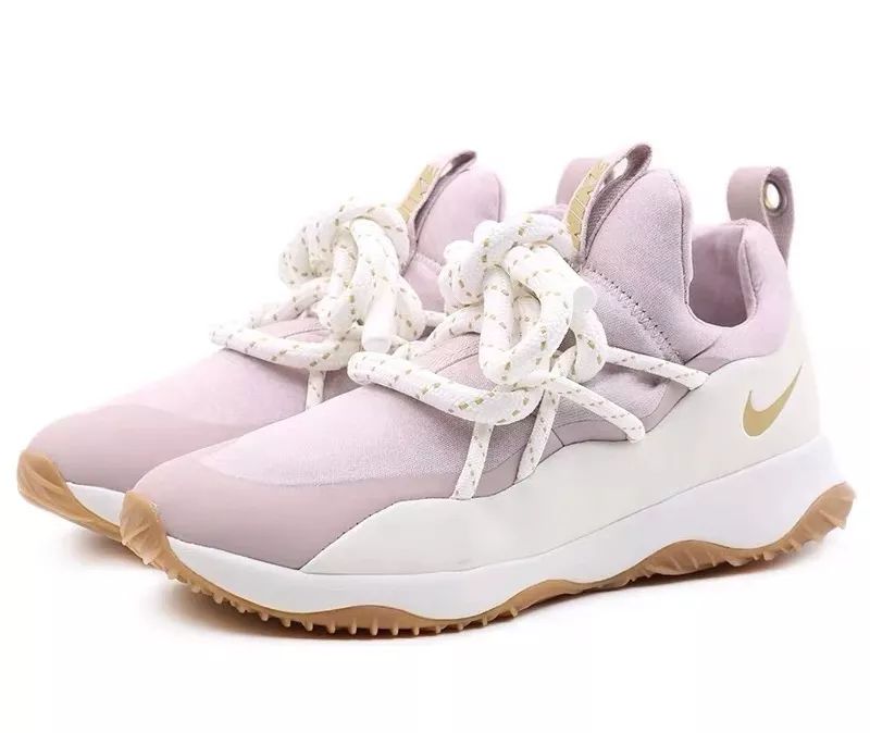 春季好看的运动鞋,秋冬季脚感超好的几款运动鞋推荐