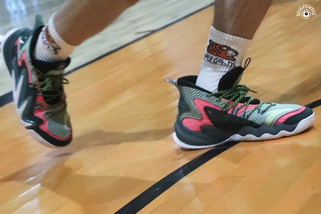 无论是打球还是穿鞋，你都「要疯」一点|KVSN众测