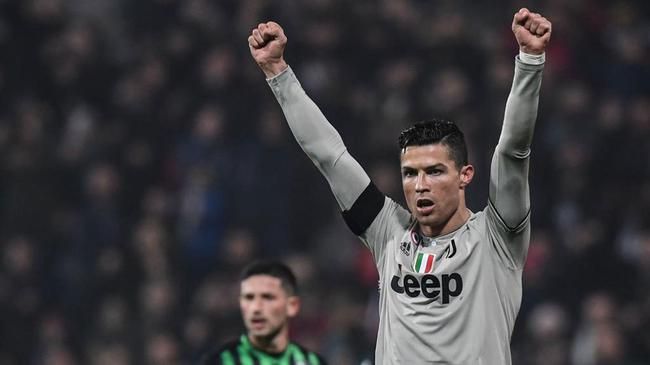 C罗暴强！他这一动作让全足坛看呆34岁的他在PK岁月