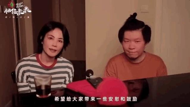 王菲经典广告照片,发几张王菲在90年代初做的广告
