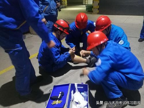 建筑八大员（武汉建筑七大员）机械员考试模拟题七大员机械员报考