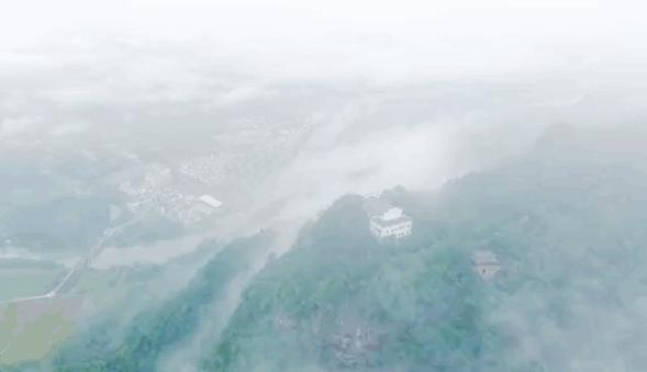 山顶云海自驾游,云海日出露营自驾游攻略