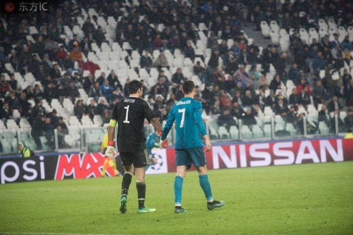 尤文图斯这一年:他走了,他来了