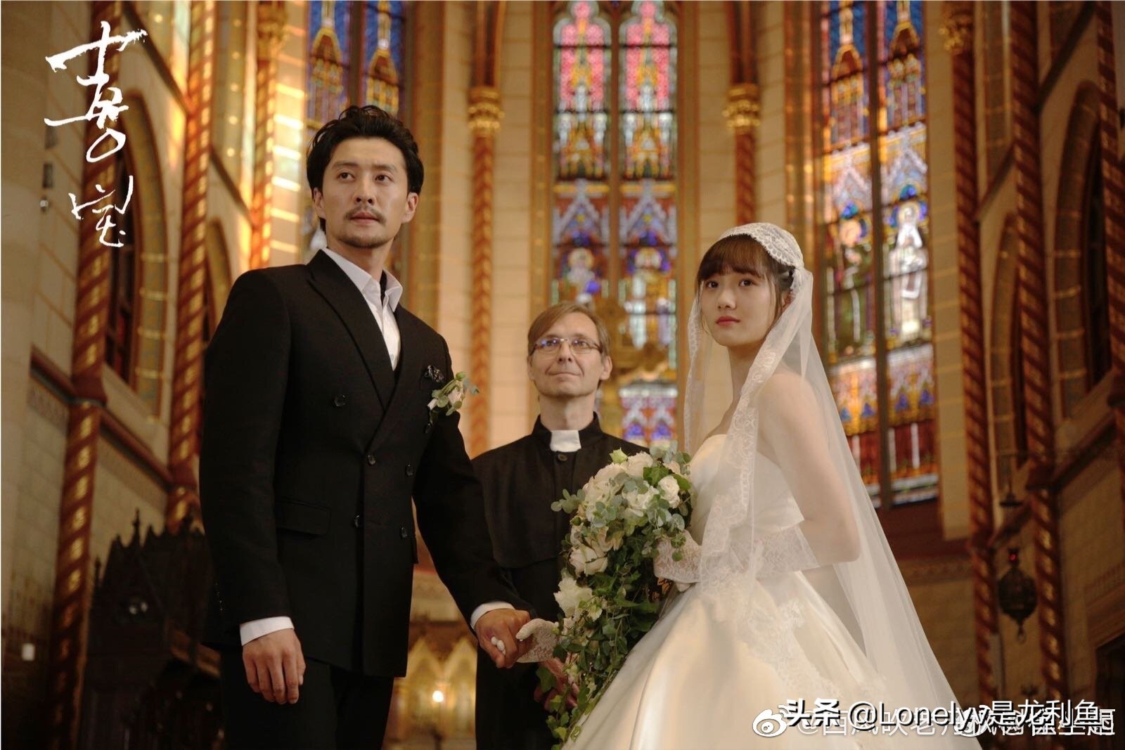 毁誉参半下一句怎么说,毁誉参半句子