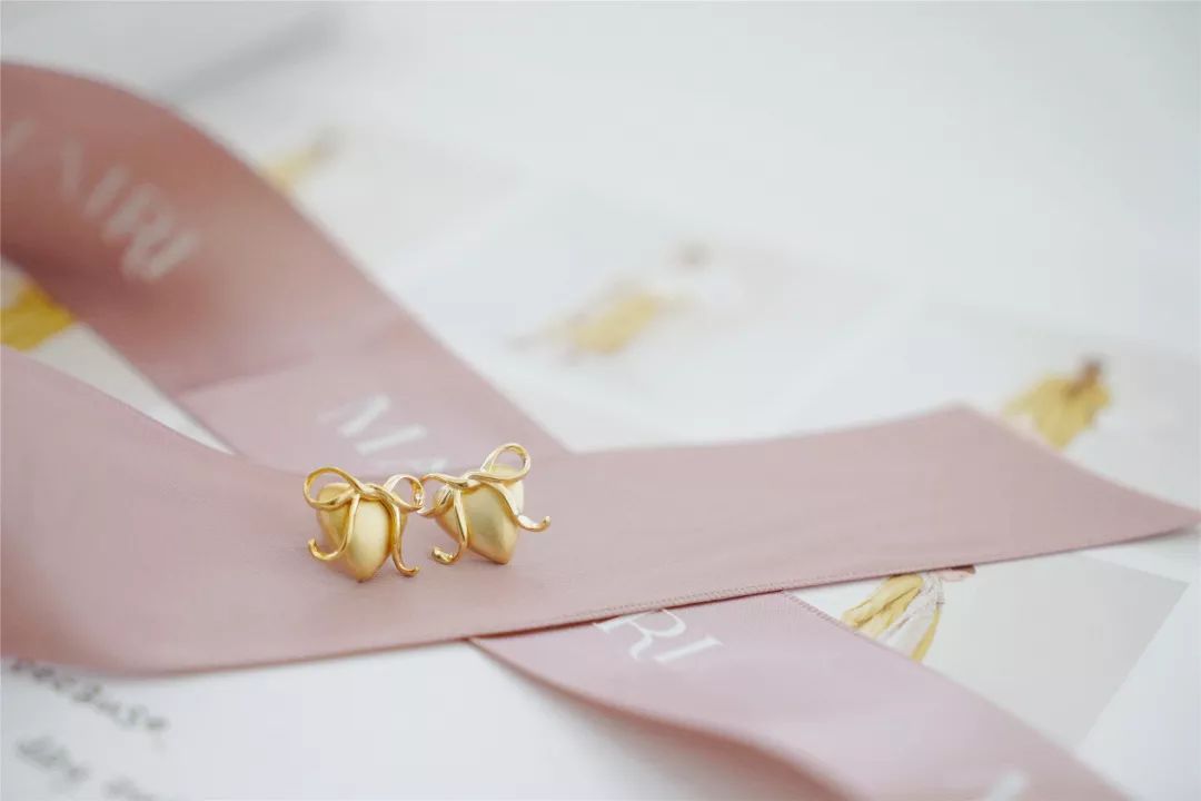 香奈儿洗面奶套装男士,香奈儿男士香水洗面奶