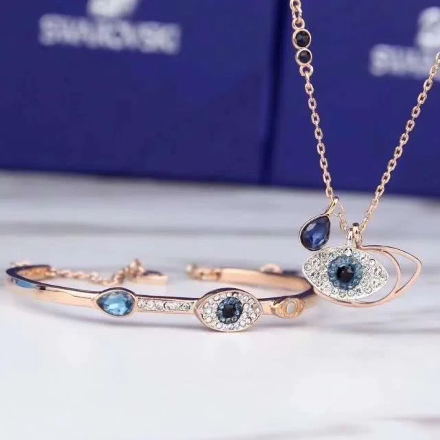 3折！火了125年的施华洛世奇，凭什么让女人无法拒绝？