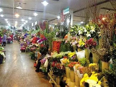 今年开花店能赚钱吗,开花店多长时间能赚钱