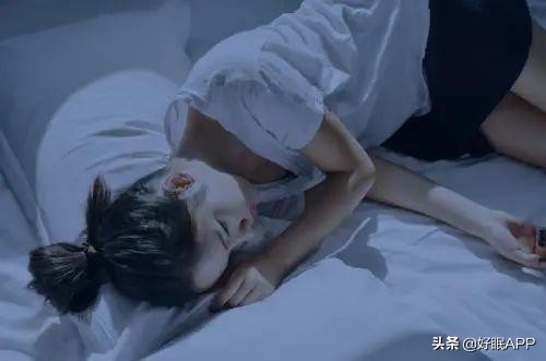 失恋后一到晚上就胡思乱想失眠,失恋夜里失眠的解决方法