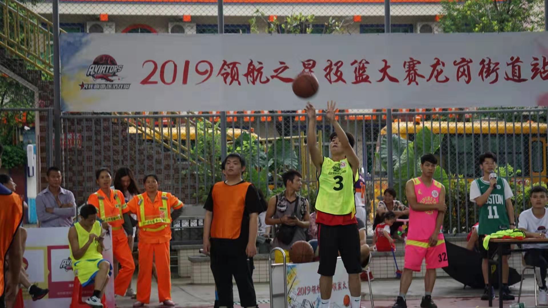 一年一度如约而至比赛,一年一度的篮球锦标赛活动开启