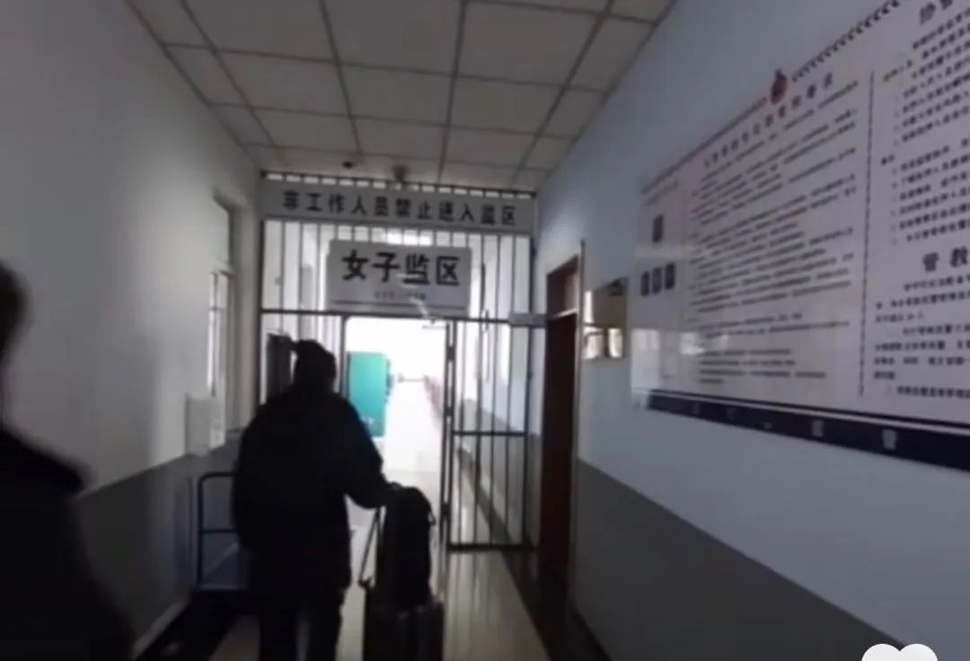 实习70天，被判3年？被“毁掉”的女大学生