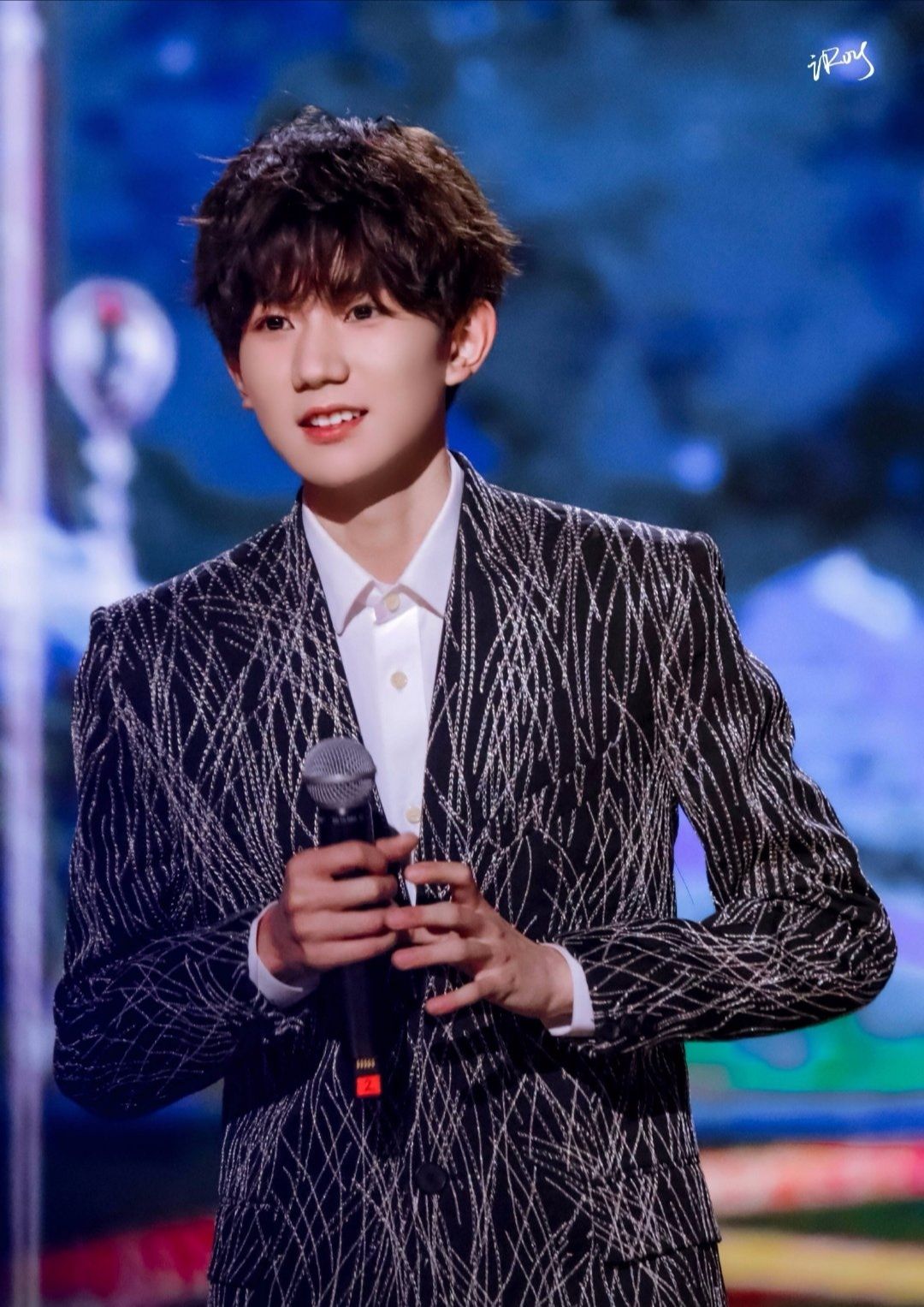 tfboys是超一线的顶流吗,tfboys是顶流还是一线