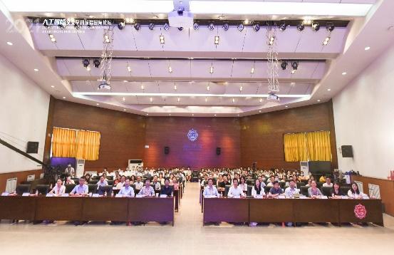 星火九秩，铸魂育人