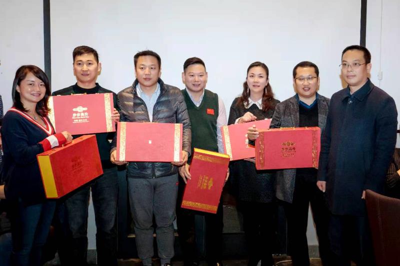 徽帮+越帮越友俱乐部第一届掼蛋联谊活动在北京成功举办