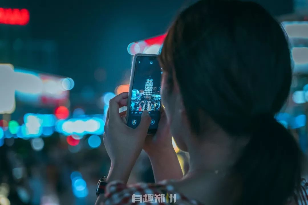 以梦为马不负韶华方队,以梦为马不负韶华演出现场视频