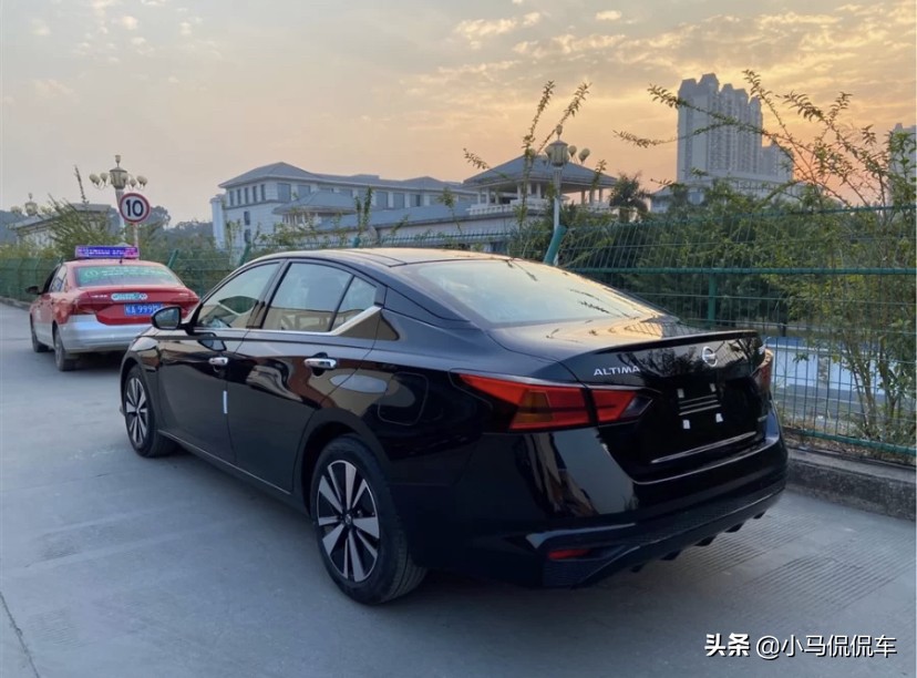 16万提了辆低配的日产天籁,只选对的不买贵的