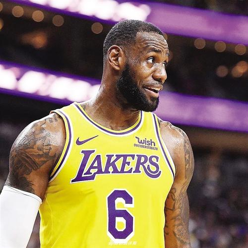 詹姆斯湖人队史得分排名,湖人雷霆詹姆斯抢断