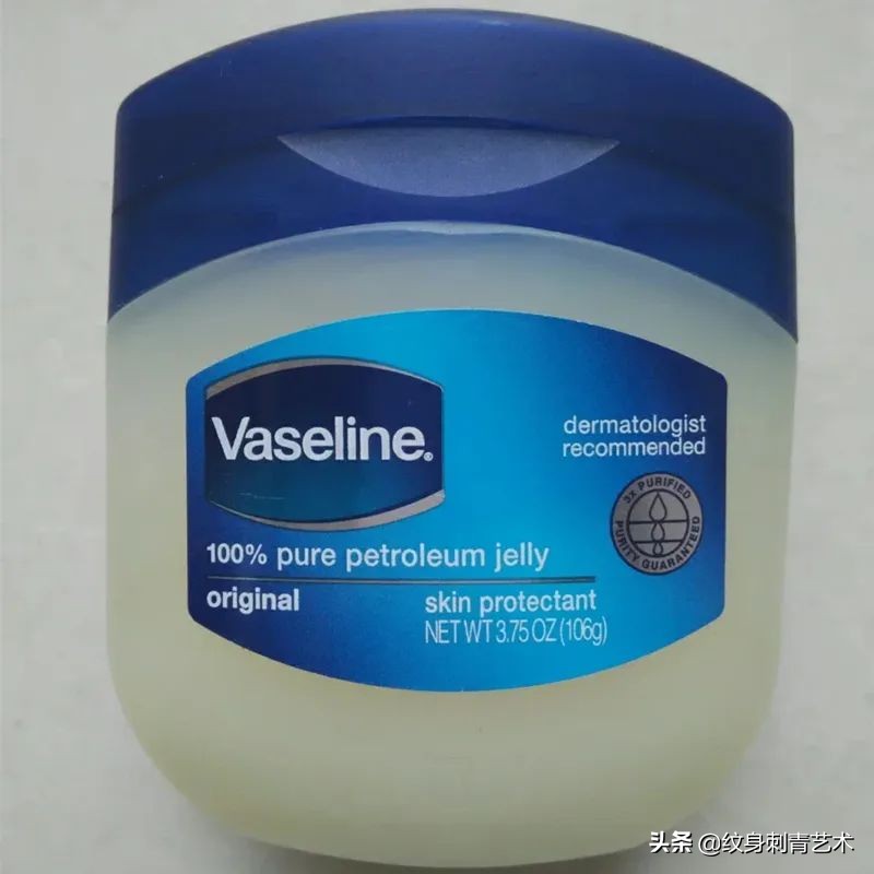 刚洗了纹身要关注什么好,洗完纹身关注事项和禁忌