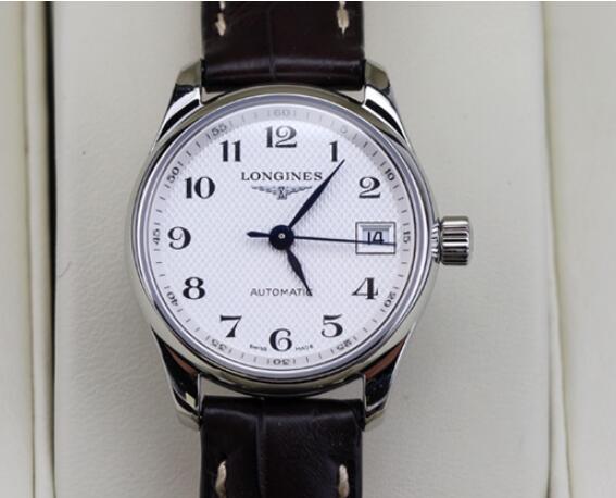 浪琴名匠多少钱月相,浪琴女表名匠系列排名