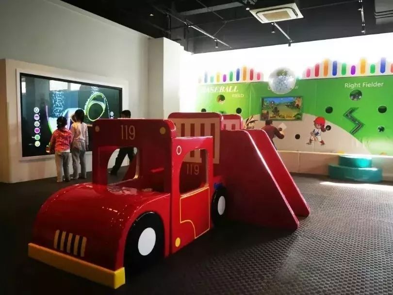 鍖椾含绗簲棰戦亾浣撹偛鍩庡牎鍎跨涔愬洯,鍖椾含娓镐箰鍦轰竾鍦ｈ妭