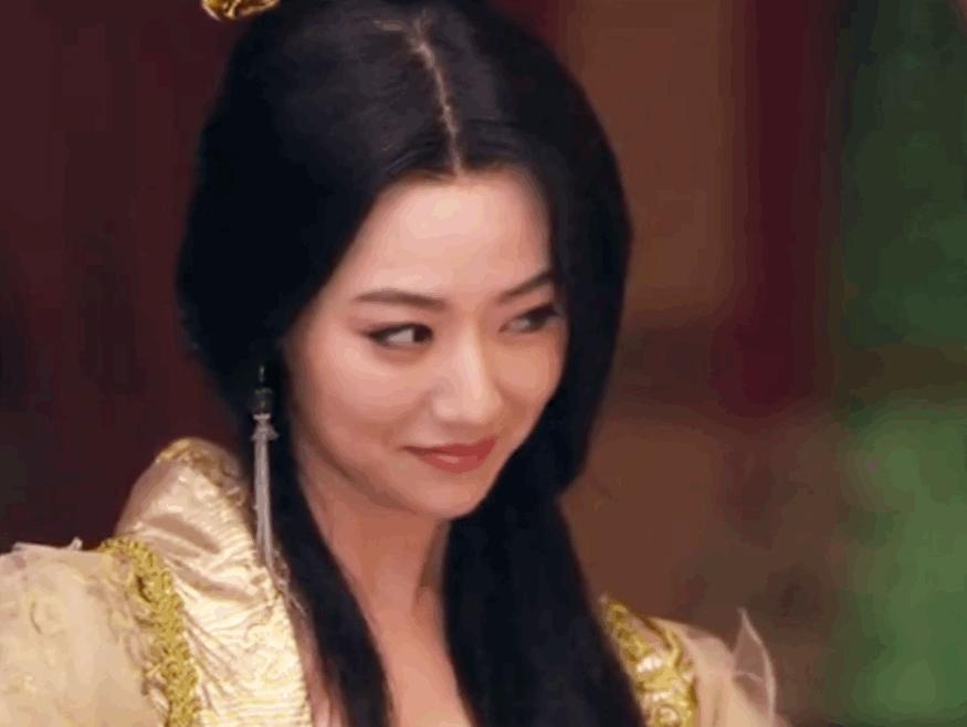 从玉漱到萧美娘，背靠资源难“翻红”的*冰白**：当红隐退后悔了吗？