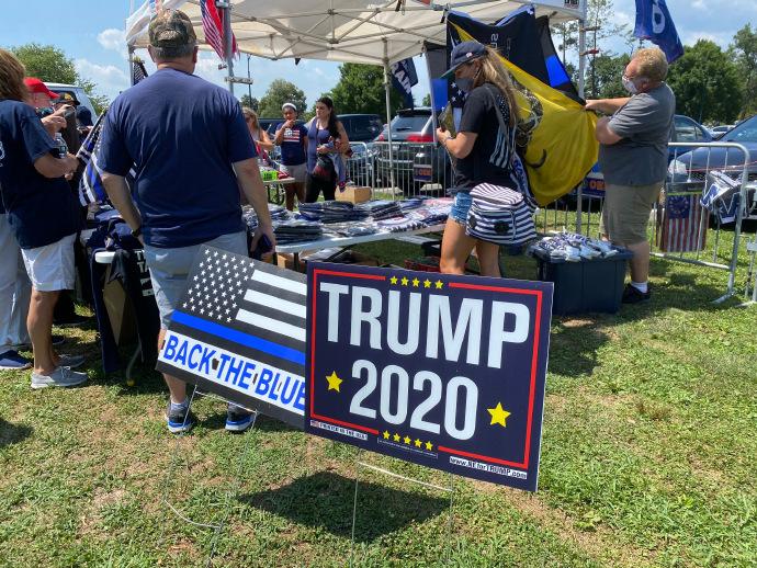 黑人球星拒绝下跪，球衣销量暴涨