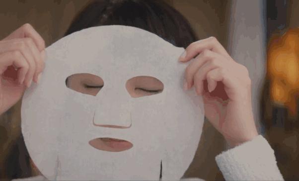 护肤品会搓泥是为什么,抹护肤品皮肤搓泥现象是什么原因