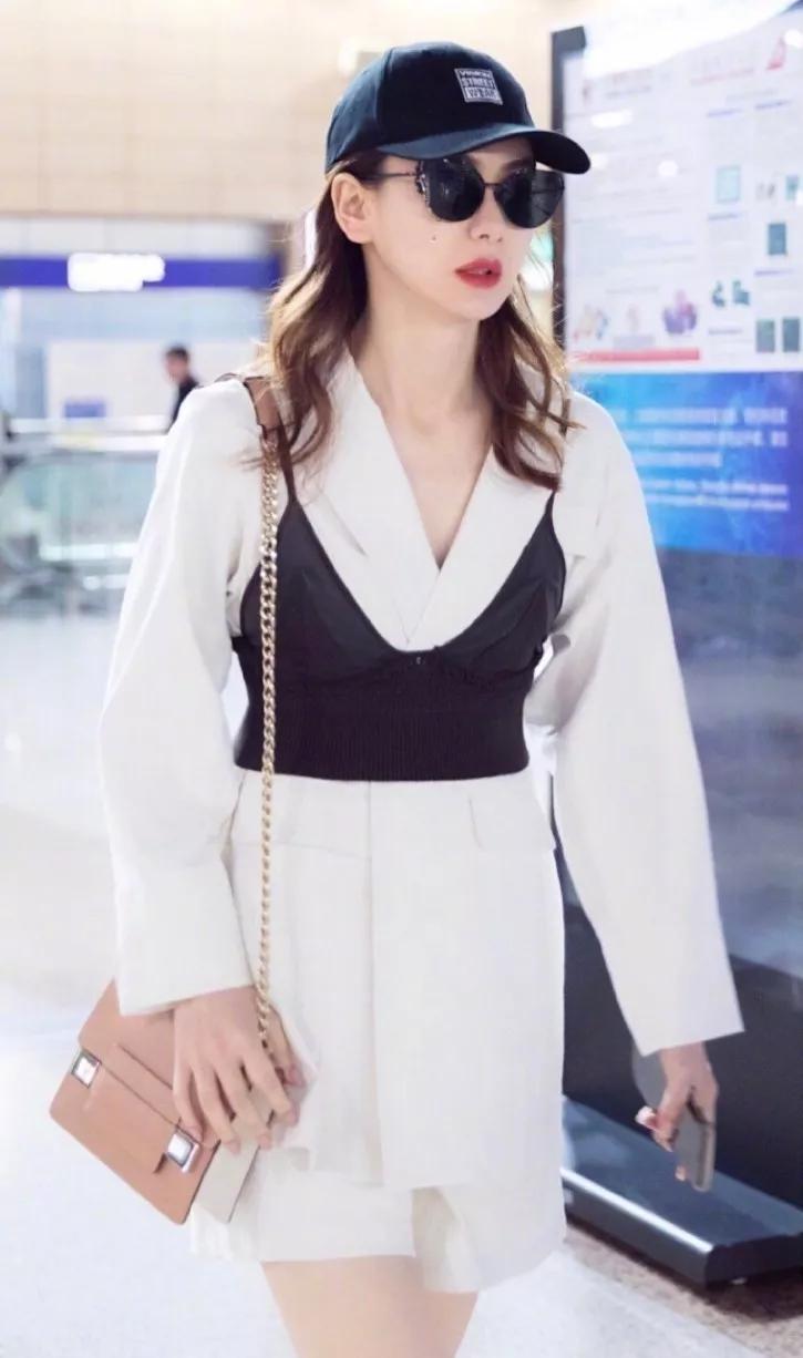 哪个女明星日常衣品最好,最近女明星衣品