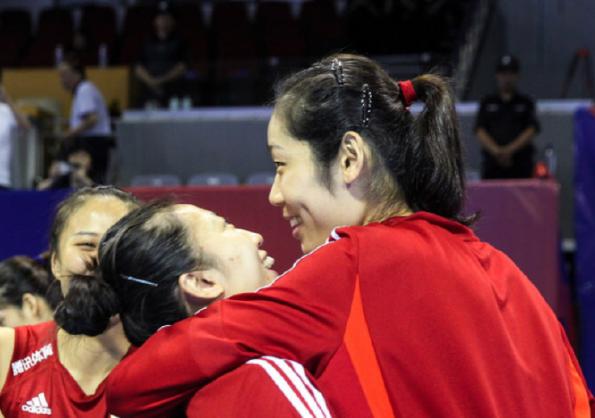 郎平心疼朱婷视频,心疼朱婷