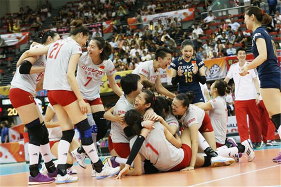 郎平排坛第一人,郎平从铁榔头到一代名帅