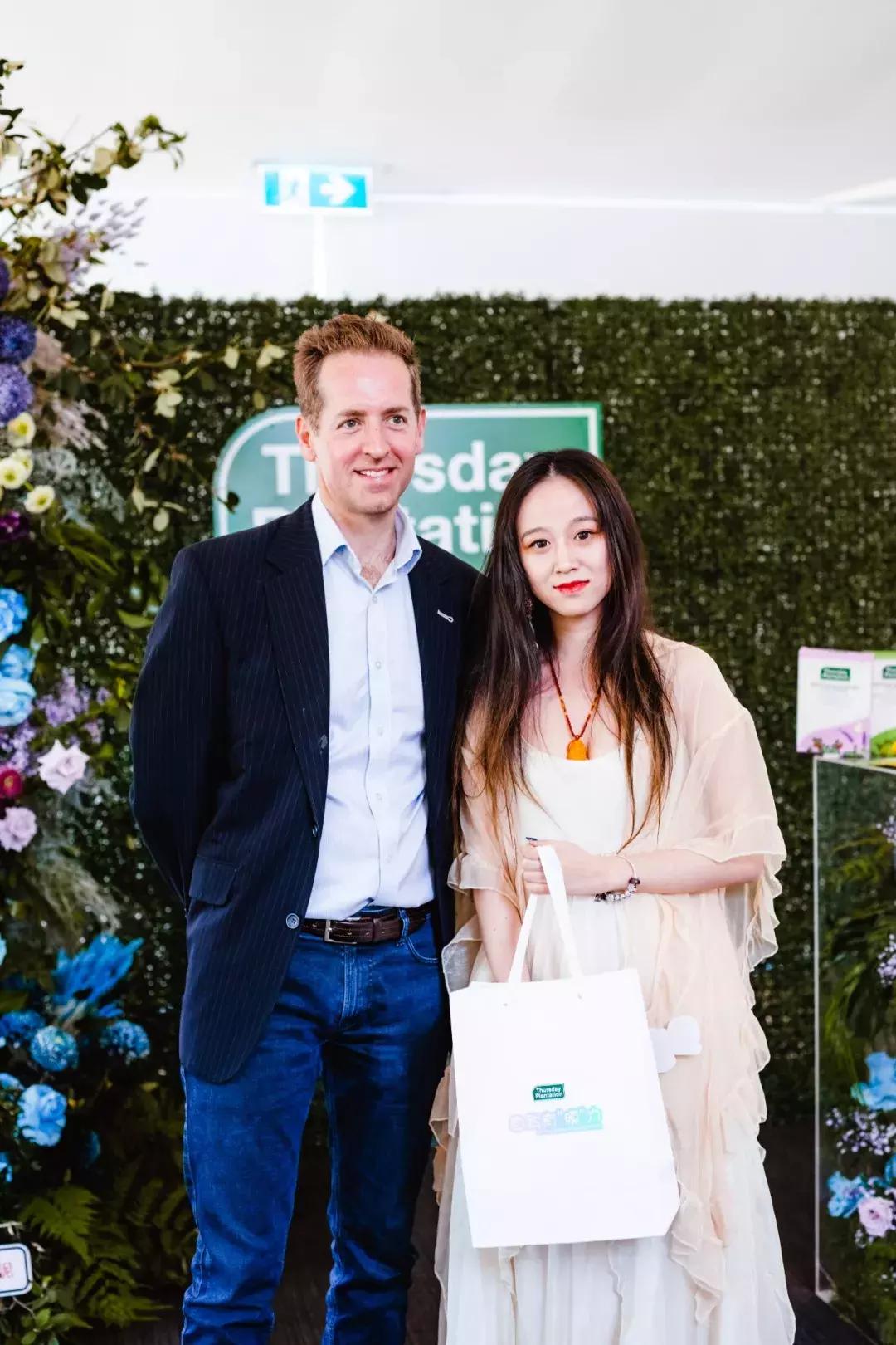 澳洲茶树精华欧阳娜娜,澳洲茶树祛痘膏欧阳娜娜